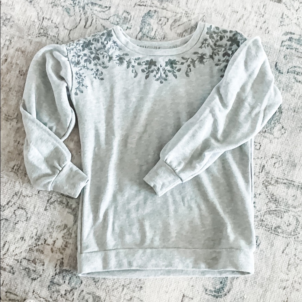 American Eagle grey embroidered sweatshirt